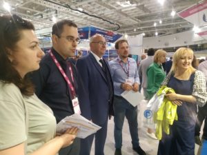 Министр образования Республики Беларусь Андрей Иванец посетил экспозицию БГТУ на ТИБО-2022